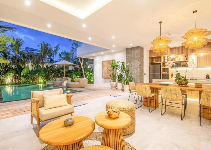 Villa Coastal Elegance 4br Villa, 400m To Finns Canggu