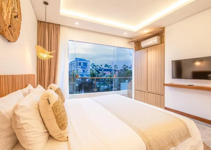 Coastal Elegance 4br Villa, 400m To Finns * Canggu
