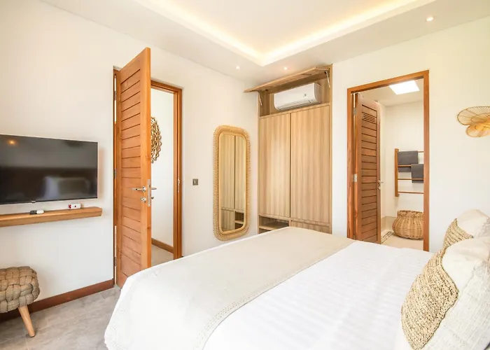 Coastal Elegance 4br Villa, 400m To Finns * Canggu