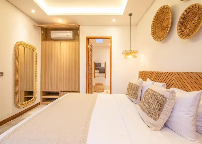 Coastal Elegance 4br Villa, 400m To Finns * Canggu
