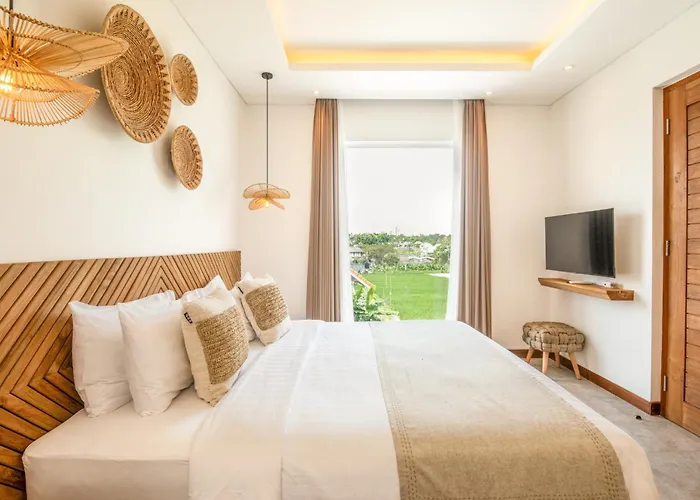 Villa Coastal Elegance 4br Villa, 400m To Finns Canggu