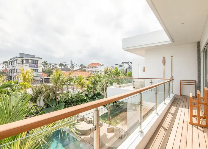Villa Coastal Elegance 4br Villa, 400m To Finns Canggu