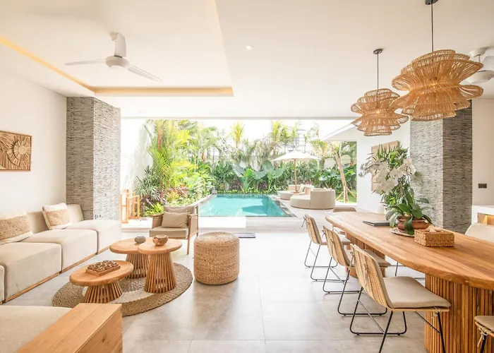 Coastal Elegance 4br Villa, 400m To Finns Canggu