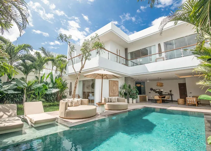Coastal Elegance 4br Villa, 400m To Finns Villa